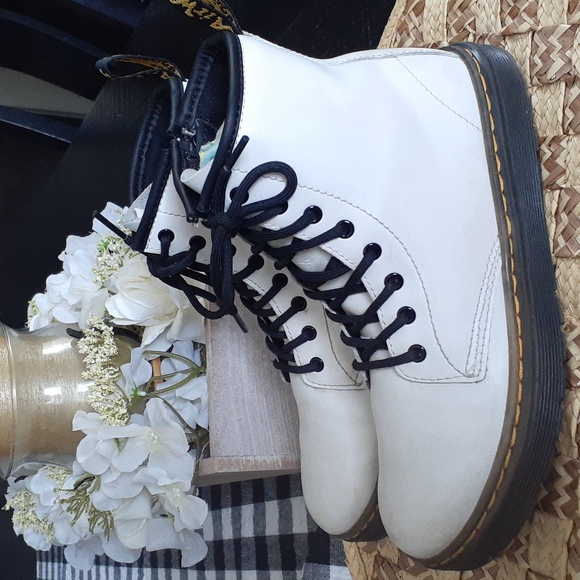 DR.MARTENS ZAVALA J. BOOTIES - Picture 6 of 12